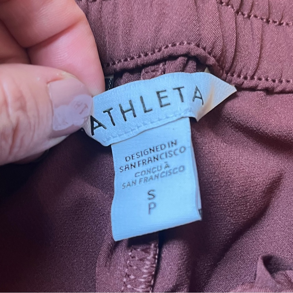 NWT The Athleta Endeavor High Rise Relaxed Wide Leg Pants Small burgundy reddish - Picture 6 of 10